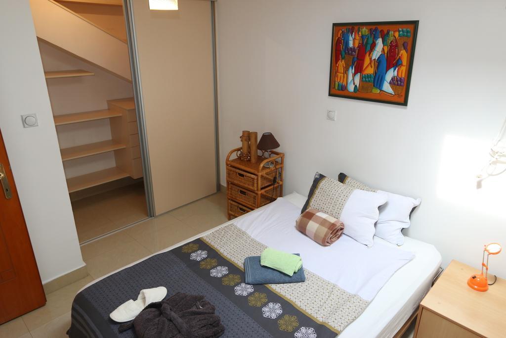 Apartamento Skopje Center Exterior foto